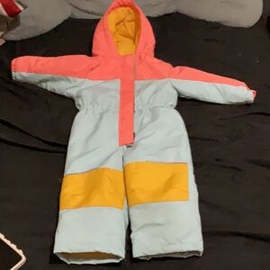 comfy brand new snowsuit